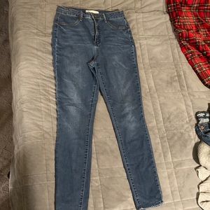 11/30w skinny jean